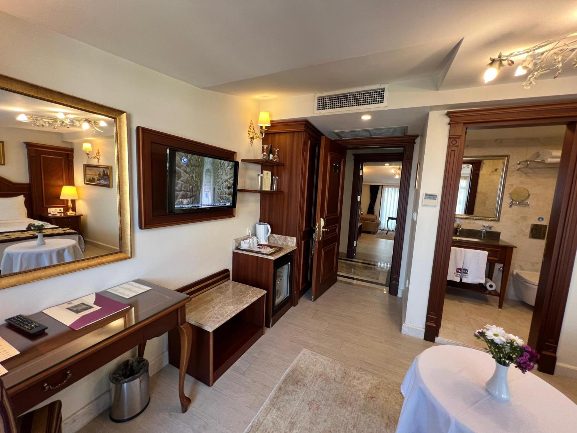 Glk Premier Regency Suites & Spa Estambul Exterior foto