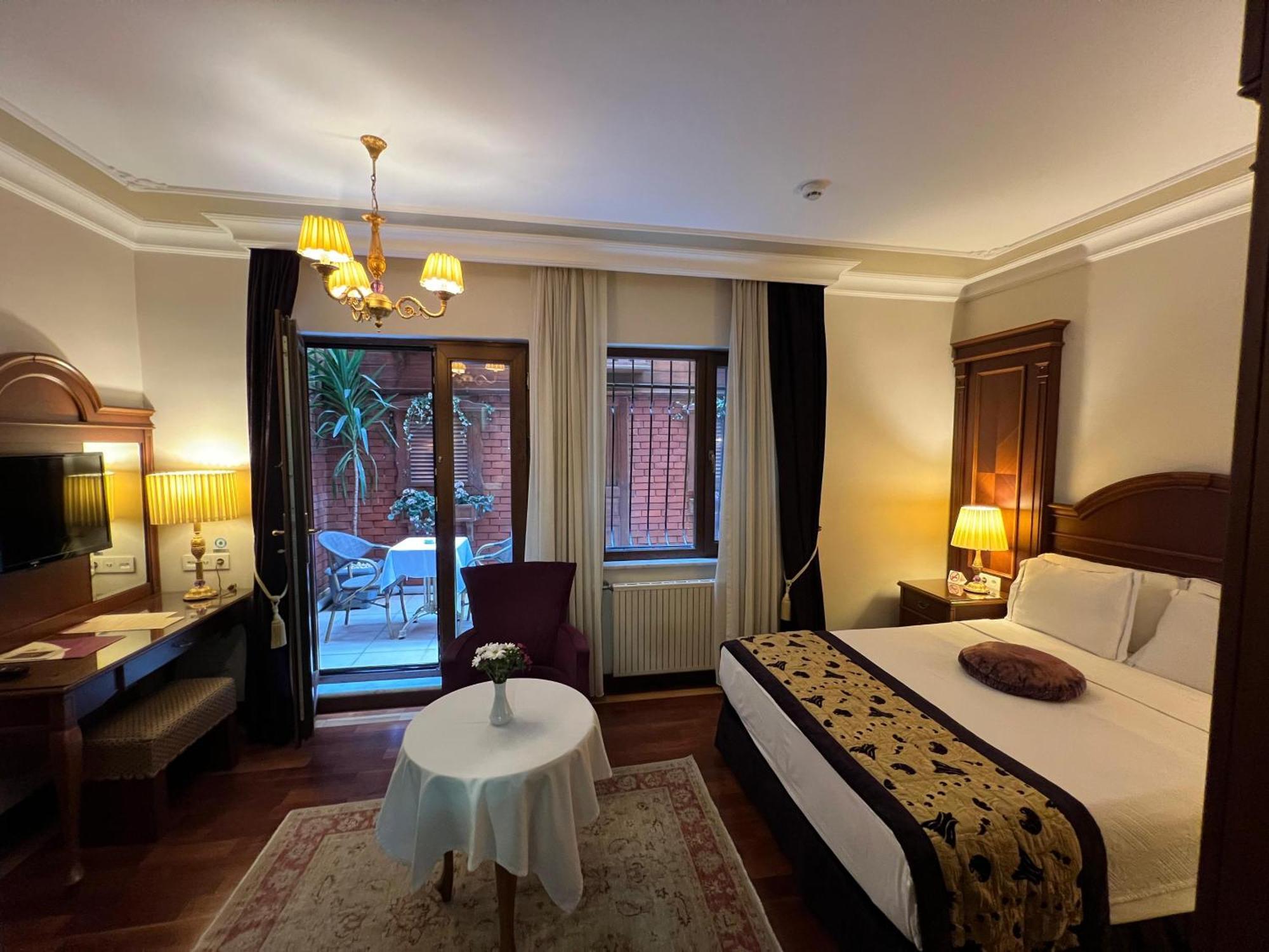 Glk Premier Regency Suites & Spa Estambul Exterior foto